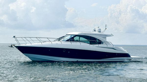 Cruisers Yachts Cantius 45