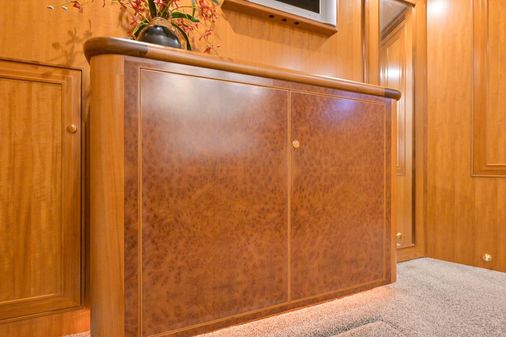Ocean Alexander Pilothouse image