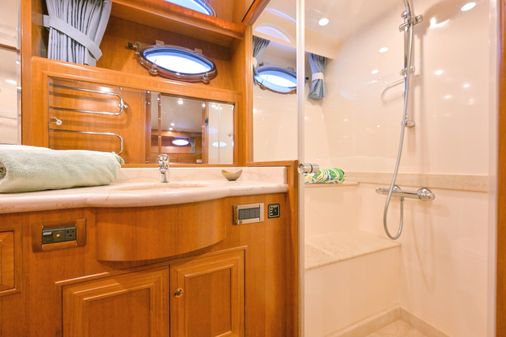Ocean Alexander Pilothouse image