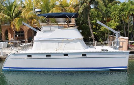 PDQ 34 Power Catamaran image