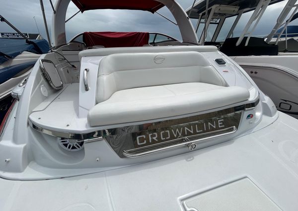 Crownline 300-LS image