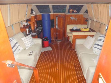 Carver 444 Cockpit Motor Yacht image