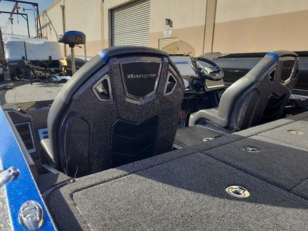 Ranger Z520R Ranger Cup Equipped image