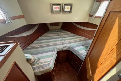Grand-banks 42-CLASSIC-TRAWLER-HULL-1002- image