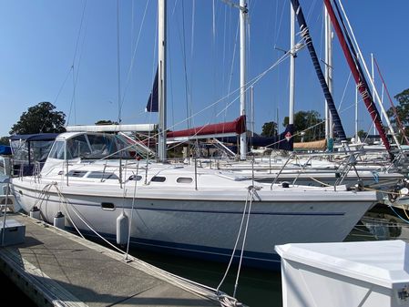 Catalina 380 image