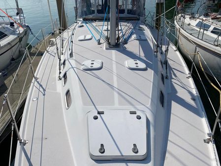 Catalina 380 image