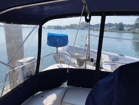 Catalina 380 image