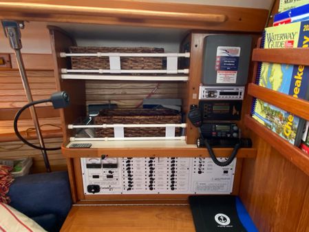 Catalina 380 image