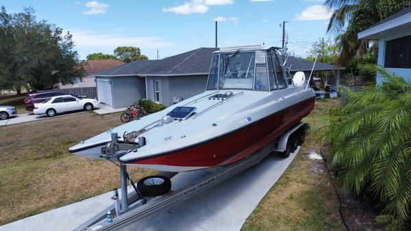 Catamaran HydraTech image