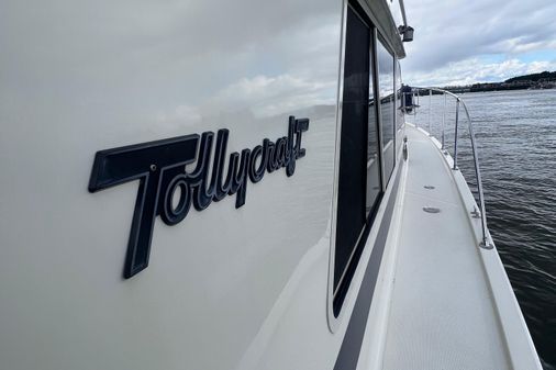 Tollycraft 40 Sport Sedan image