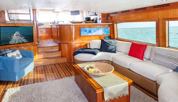 Hatteras 64 Motor Yacht image