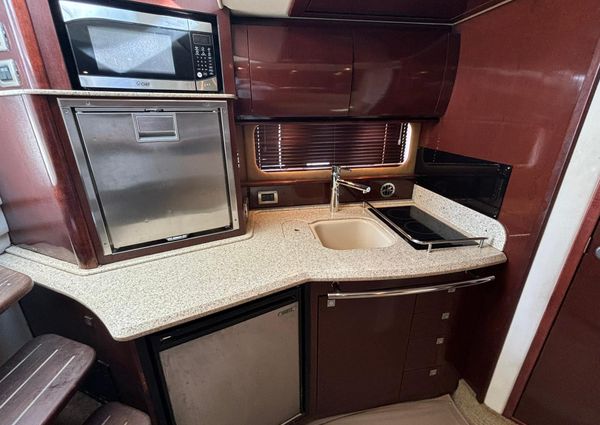 Sea Ray 38 Sundancer image