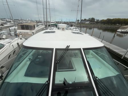 Tiara Yachts 4300 Sovran image