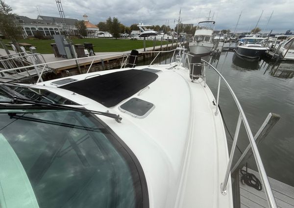 Tiara Yachts 4300 Sovran image