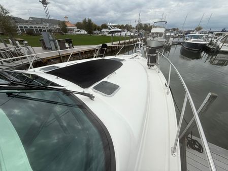 Tiara Yachts 4300 Sovran image