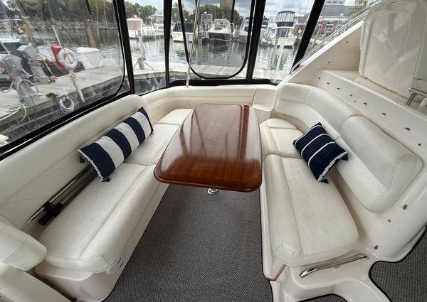 Tiara Yachts 4300 Sovran image