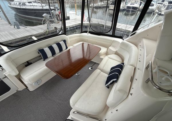 Tiara Yachts 4300 Sovran image