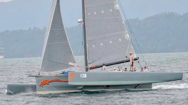 Custom Bat Kare 42 Trimaran image