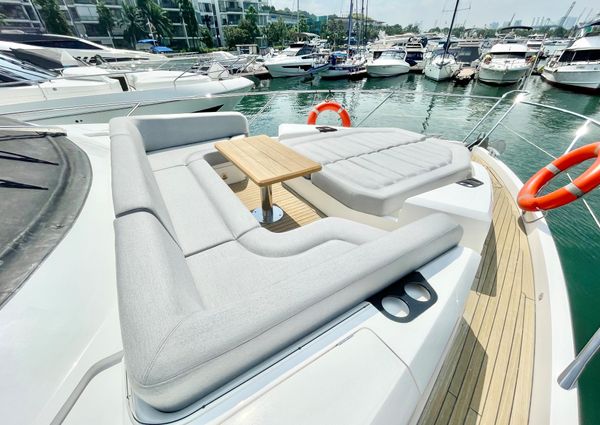 Sunseeker Manhattan 66 image