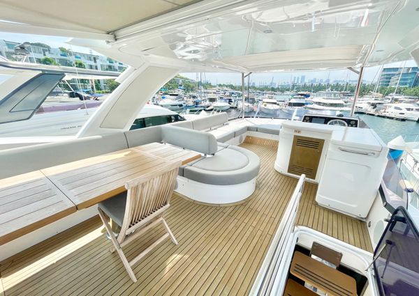 Sunseeker Manhattan 66 image