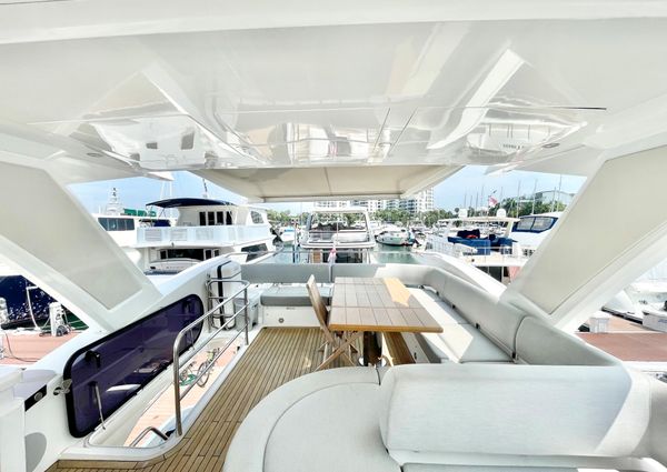 Sunseeker Manhattan 66 image