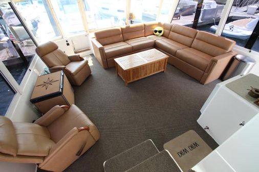 Viking 60-COCKPIT-MOTOR-YACHT image