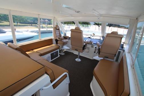Viking 60-COCKPIT-MOTOR-YACHT image