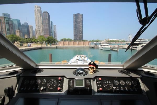 Viking 60-COCKPIT-MOTOR-YACHT image