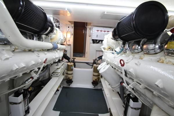 Viking 60-COCKPIT-MOTOR-YACHT image