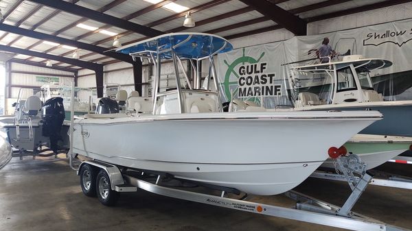 Sea Hunt Ultra 219