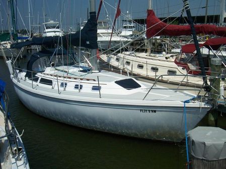 Catalina 34 image