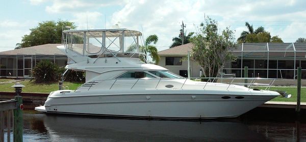 Sea Ray 400 Sedan Bridge image