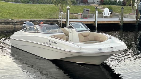 SouthWind 212 SD