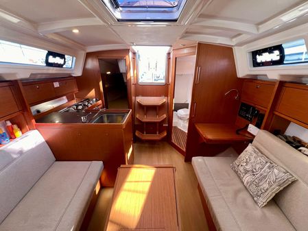 Bavaria Cruiser 34 image