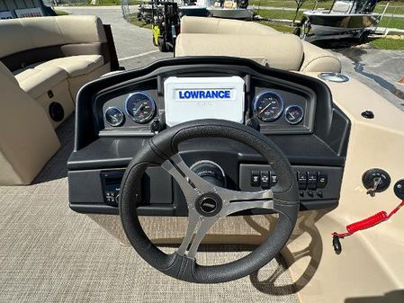 Bentley-pontoons 203-NAVIGATOR image