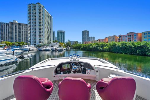 Sunseeker Predator 84 image