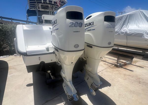 Boston Whaler 260 Outrage image