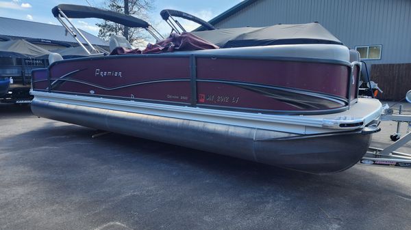 Premier Gemini 250 