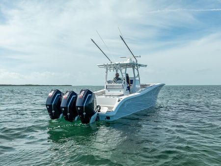 Yellowfin 34 image