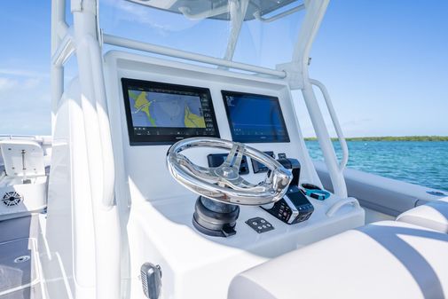 Yellowfin 34 image