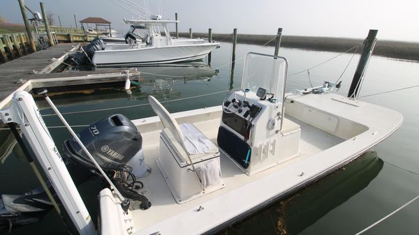 Southern Skimmer 17 Center Console 