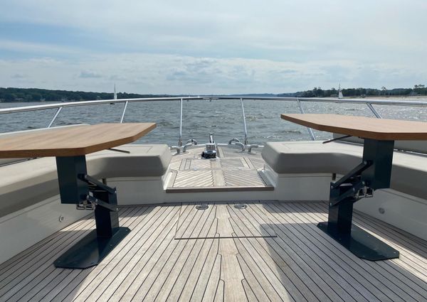 Ferretti Yachts 670 image