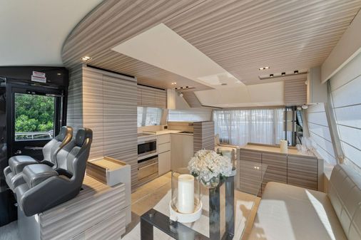 Ferretti Yachts 670 image