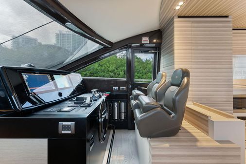 Ferretti Yachts 670 image