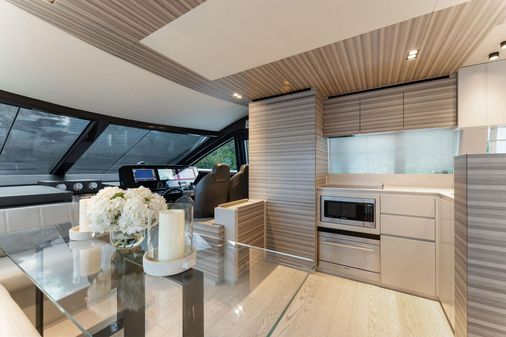 Ferretti Yachts 670 image