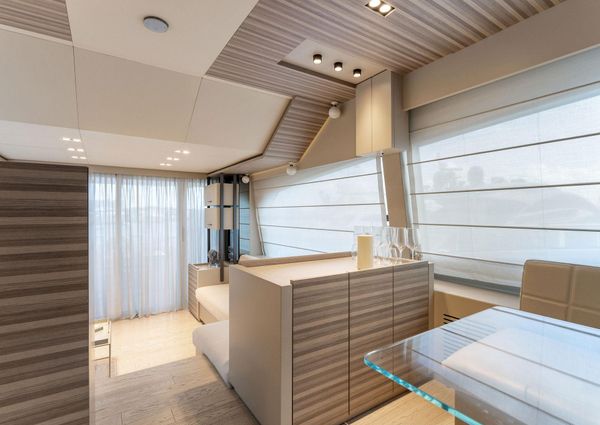 Ferretti Yachts 670 image