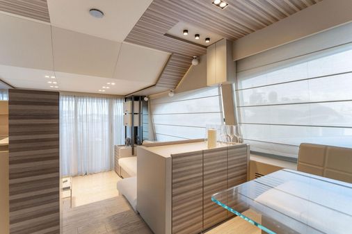 Ferretti Yachts 670 image