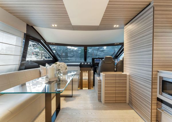 Ferretti Yachts 670 image