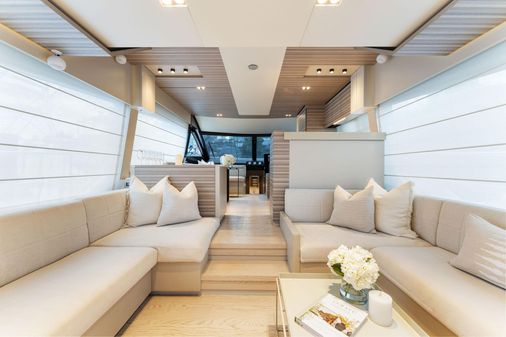 Ferretti Yachts 670 image