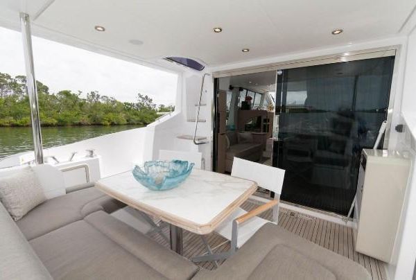 Azimut 50 Flybridge image